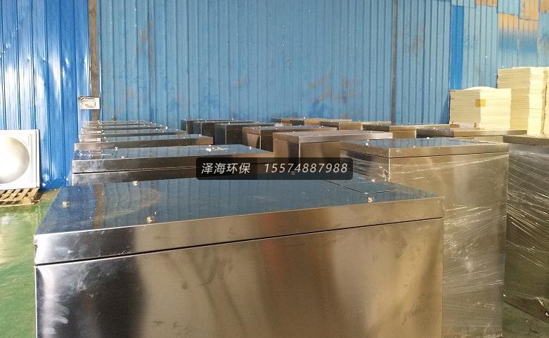<a href=http://m.shraner.com/ target=_blank class=infotextkey>不銹鋼保溫水箱</a>