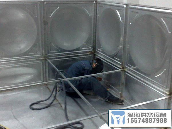 不銹鋼水箱都有哪些優(yōu)點